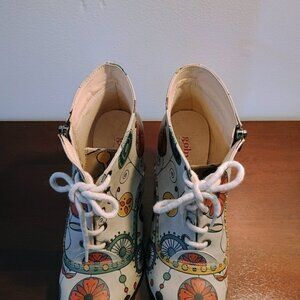 Unique Vintage GOBY Shoes – Hand-Painted Art for Your Feet! 👠🎨